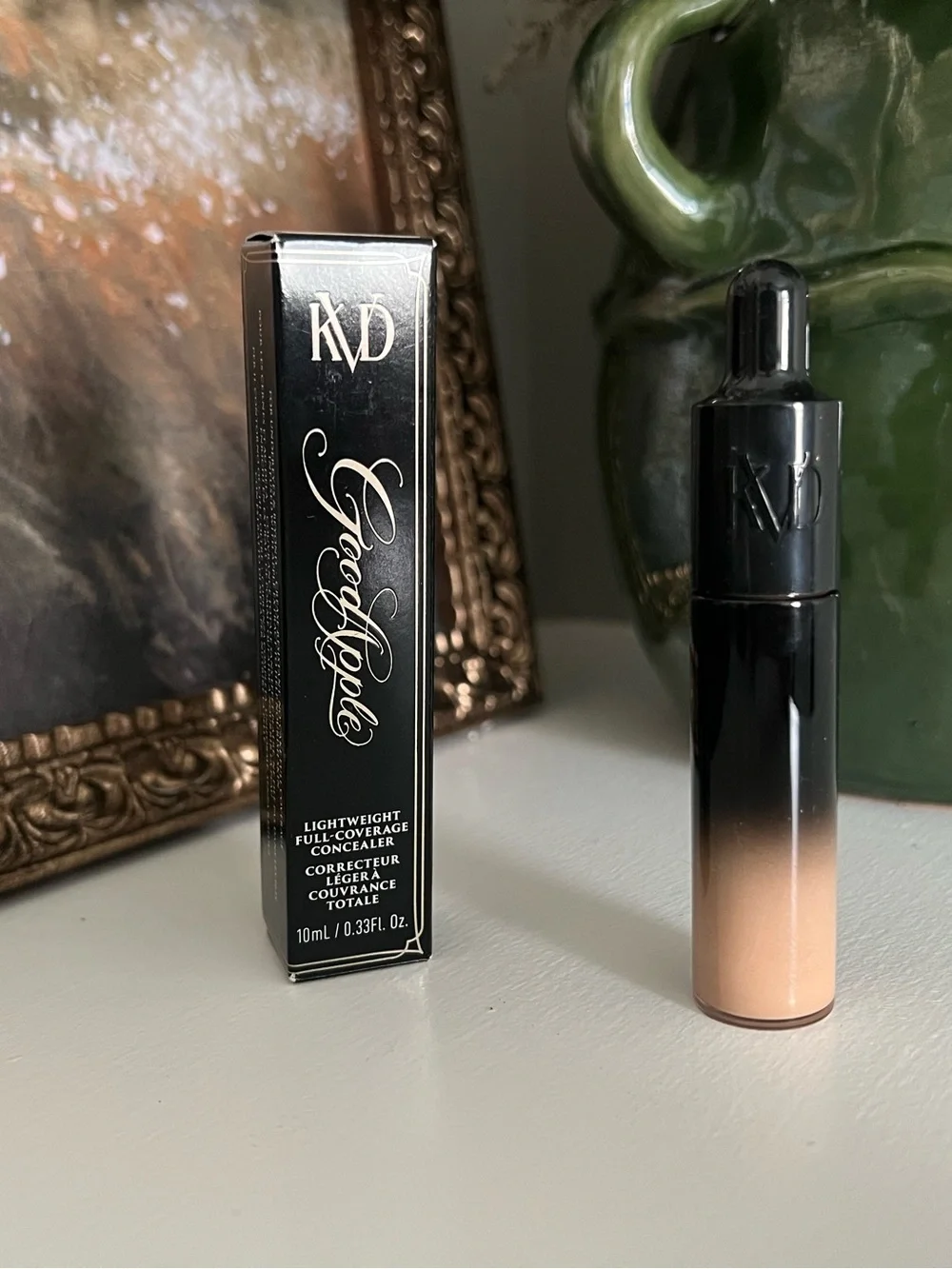 KVD concealer in shade light 114